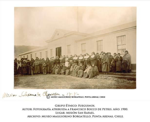 Mujeres y niñas fueguinas en el colegio