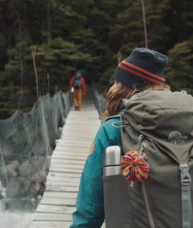 MV5BNmUwNjA3NmQtODE5Zi00N2UwLWIwNGQtYzUzZTZlMjAxZGQzXkEyXkFqcGc@._V1_FMjpg_UX2160_